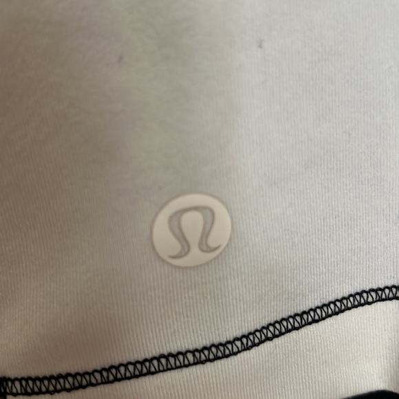 Lululemon black and white tank top - Picture 3 of 3